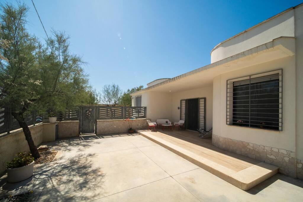 Ferienhaus A Un Passo Dal Mare - Corallo Torre Borraco *